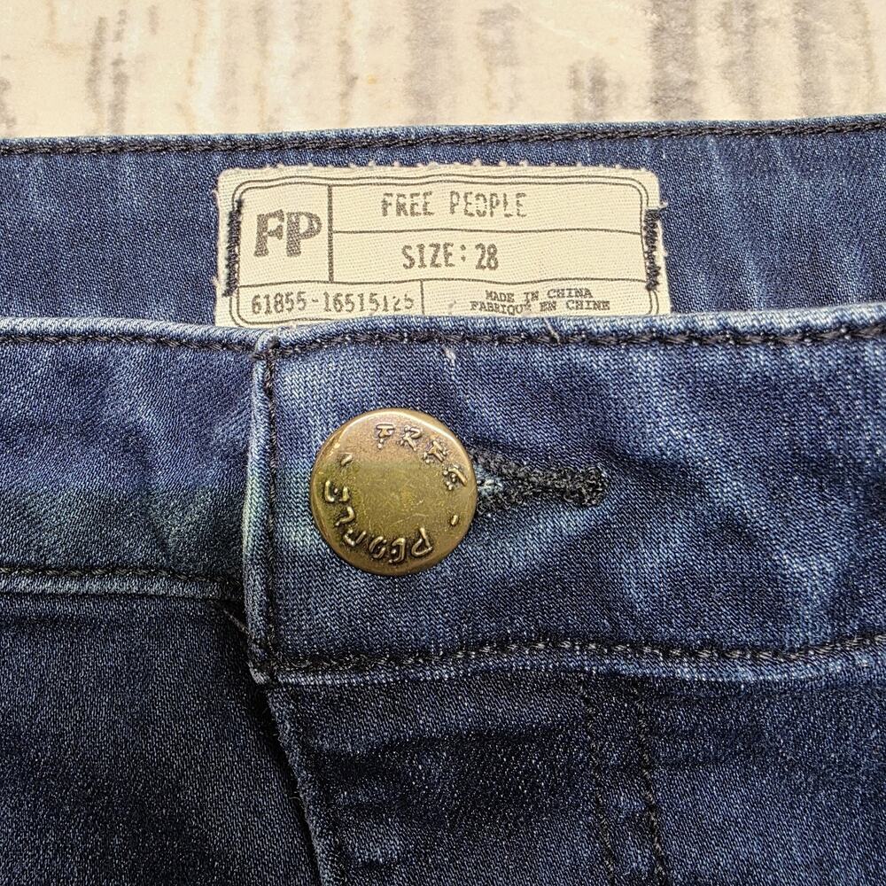 Free People Just Float On Jeans Women's 28 Blue Denim Flare Bellbottom High Rise - Picture 6 of 9